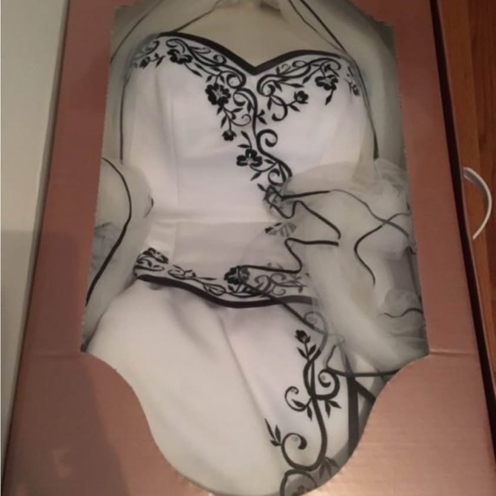 Wedding dress